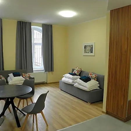 Anieli Krzywon Hostel Szczecin